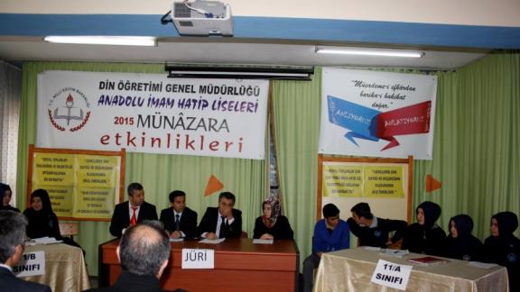 Pozantı Anadolu İmam Hatip Lisesi 11.Sınıflar Arasında Münazara Etkinlikleri Düzenlendi