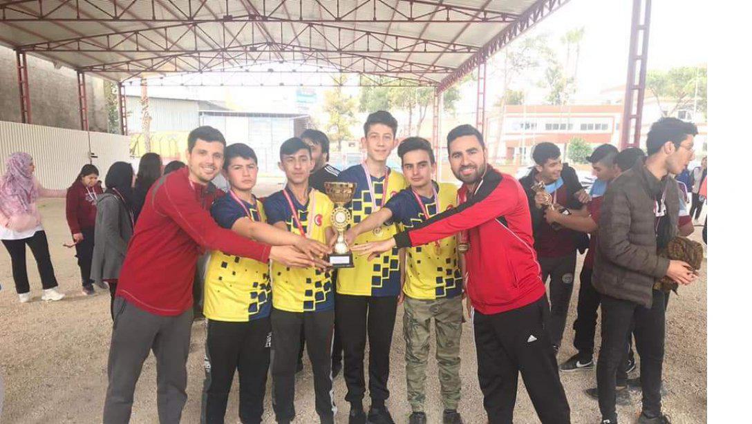 İlçemiz Tütkan İrfan Akün ÇPAL öğrencilerimiz Adana'da gerçekleşen okullar Bocce Şampiyonasında il 1.si olorak Türkiye bölge elemelerine gitme hakkı kazandı.